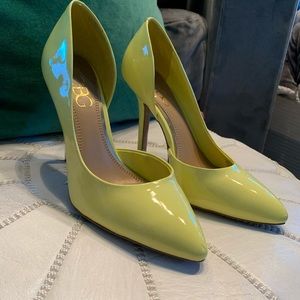 WORN ONCE!!  BCBG Canary Pumps
